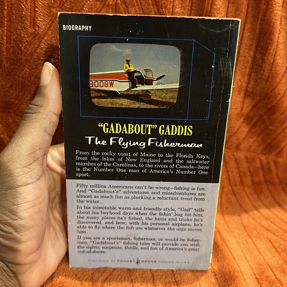 The flying fisherman ( copyright 1967 ) - Picture 2 of 8